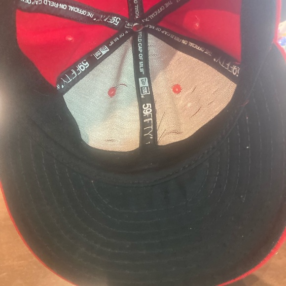 Philadelphia Phillies Ball Cap - Picture 9 of 11